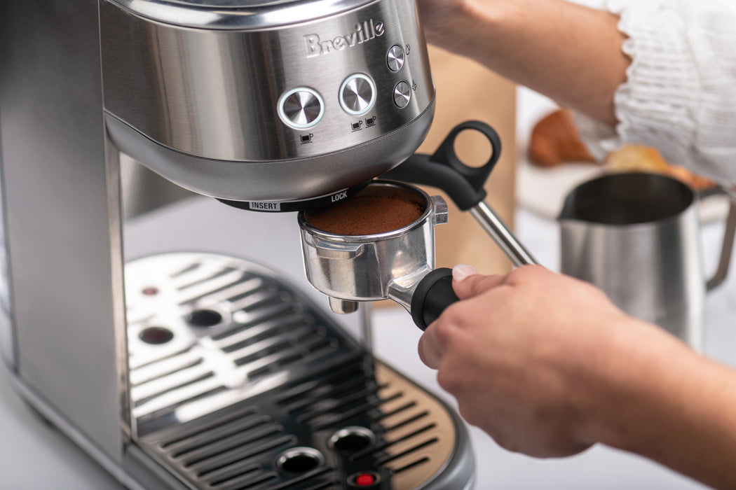 Breville Bambino®: Compact Design, Professional Performance